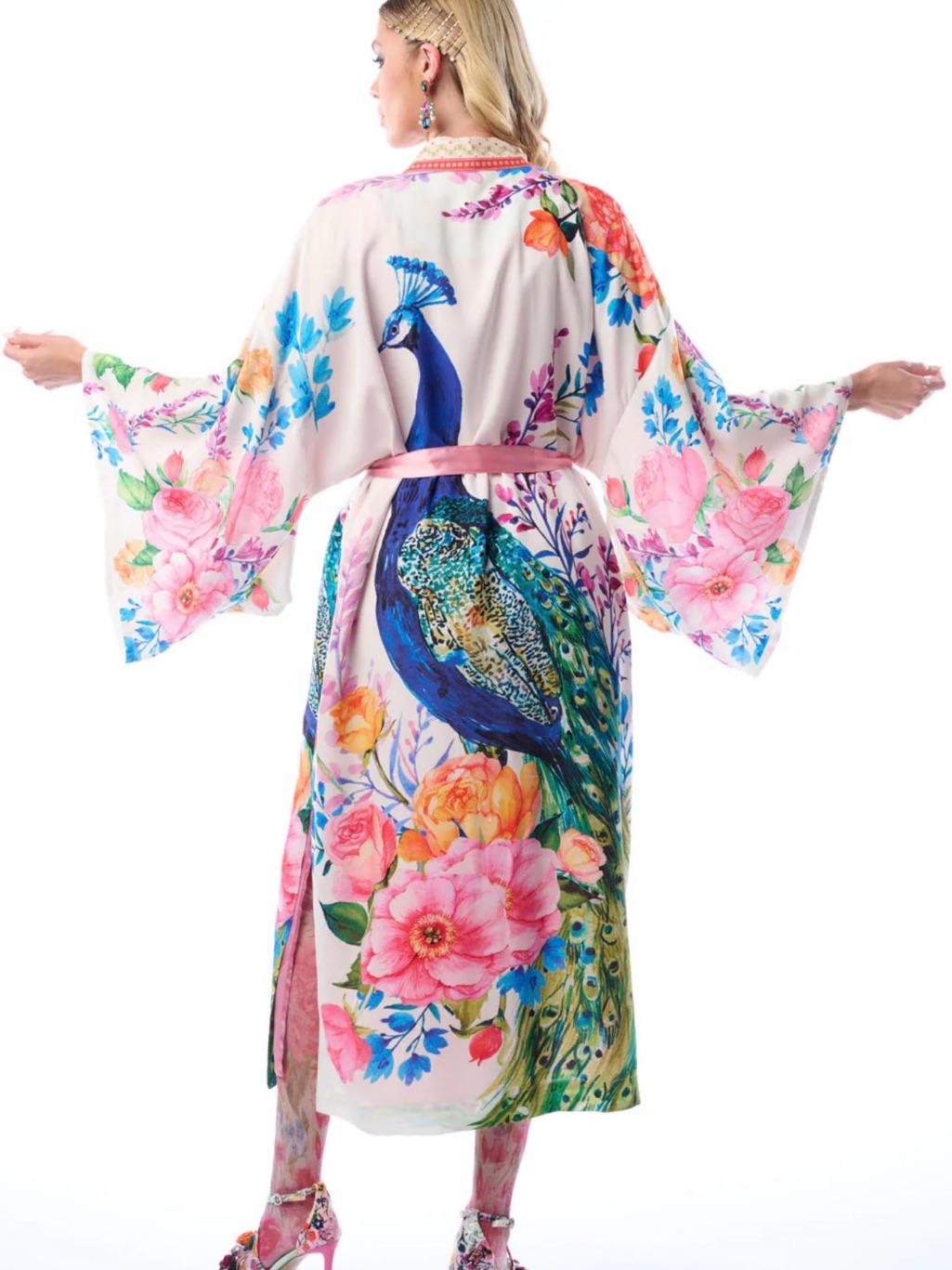 Aratta Blossom Fantasy Kimono, Nwt